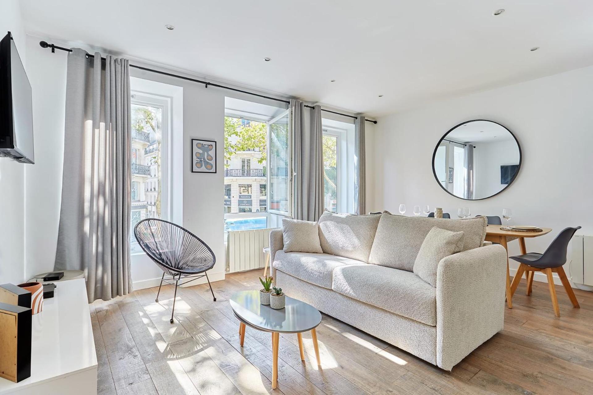 2 Bedrooms Center Of Appartamento *